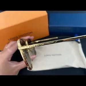 Louis Vuitton | Accessories | Authentic Louis Vuitton  display picture 3